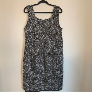 Liz Lange Damask Maternity Dress